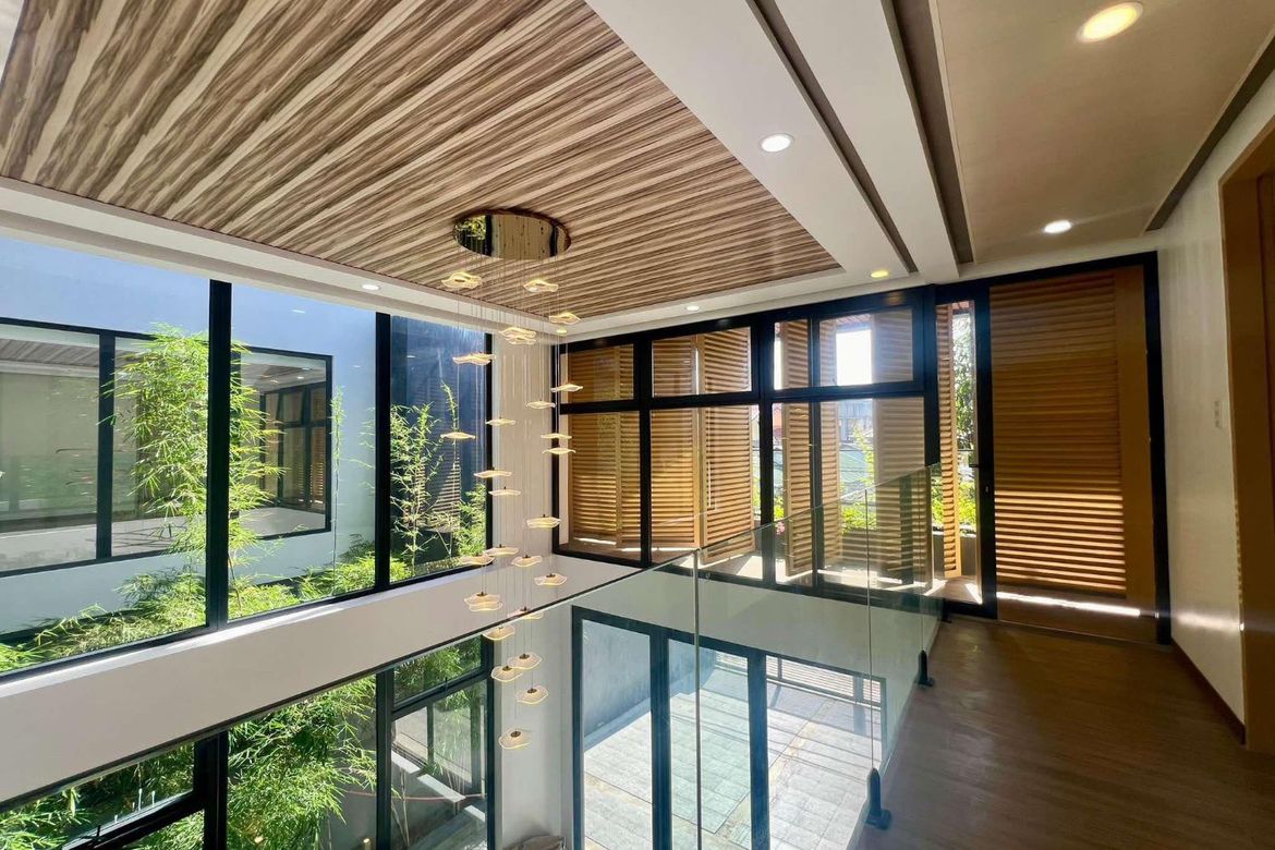 7 Bedroom Townhouse for Sale in Teheran St. Multinational Village Paranaque City, Don Bosco, Parañaque, Metro Manila near LRT-1 Bambang – photo 7