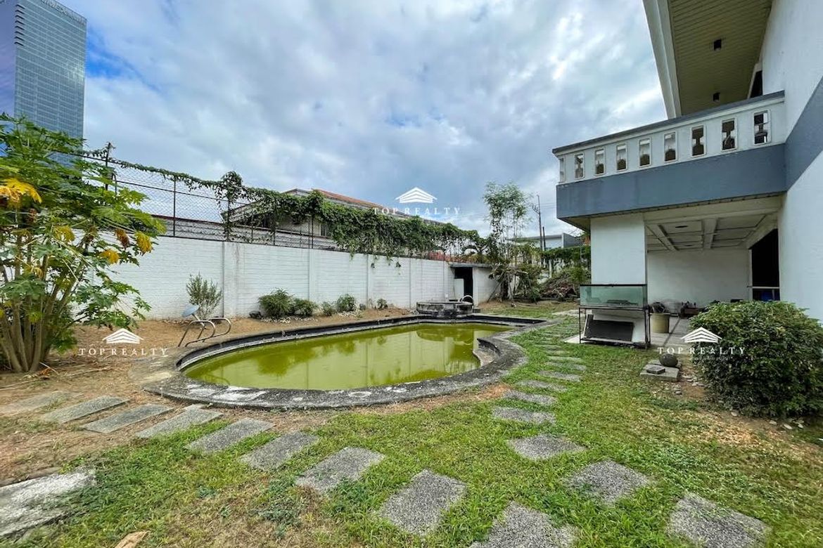 7 Bedroom Townhouse for Sale in Wack-Wack Greenhills, Mandaluyong, Metro Manila – photo 2