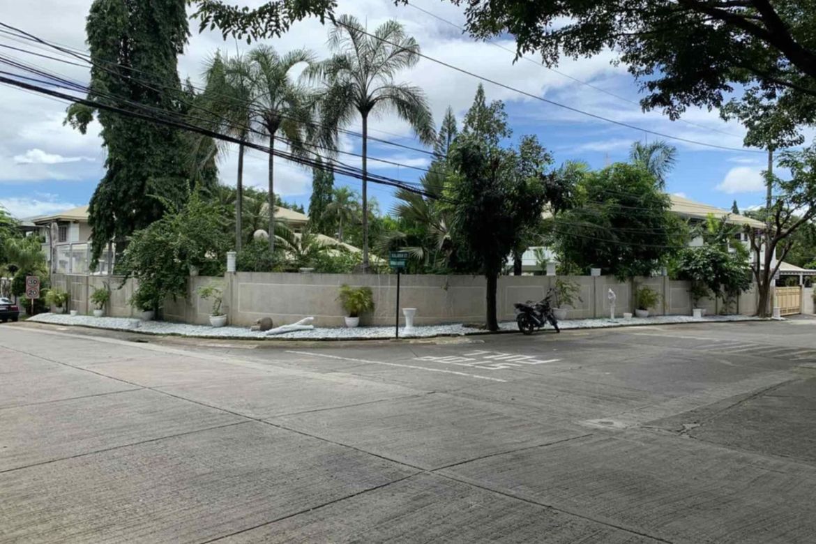 7 Bedroom Villa for Sale in Ayala Alabang Village, New Alabang Village, Muntinlupa, Metro Manila