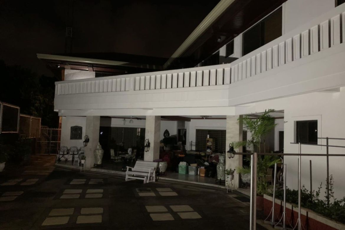 7 Bedroom Villa for Sale in Ayala Alabang Village, New Alabang Village, Muntinlupa, Metro Manila – photo 3