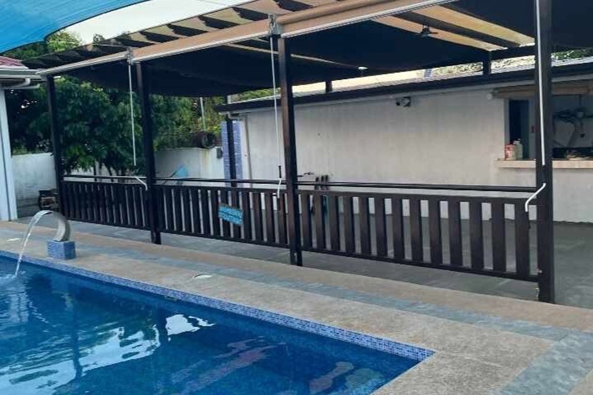 7 Bedroom Villa for Sale in Gulap, Candaba, Pampanga
