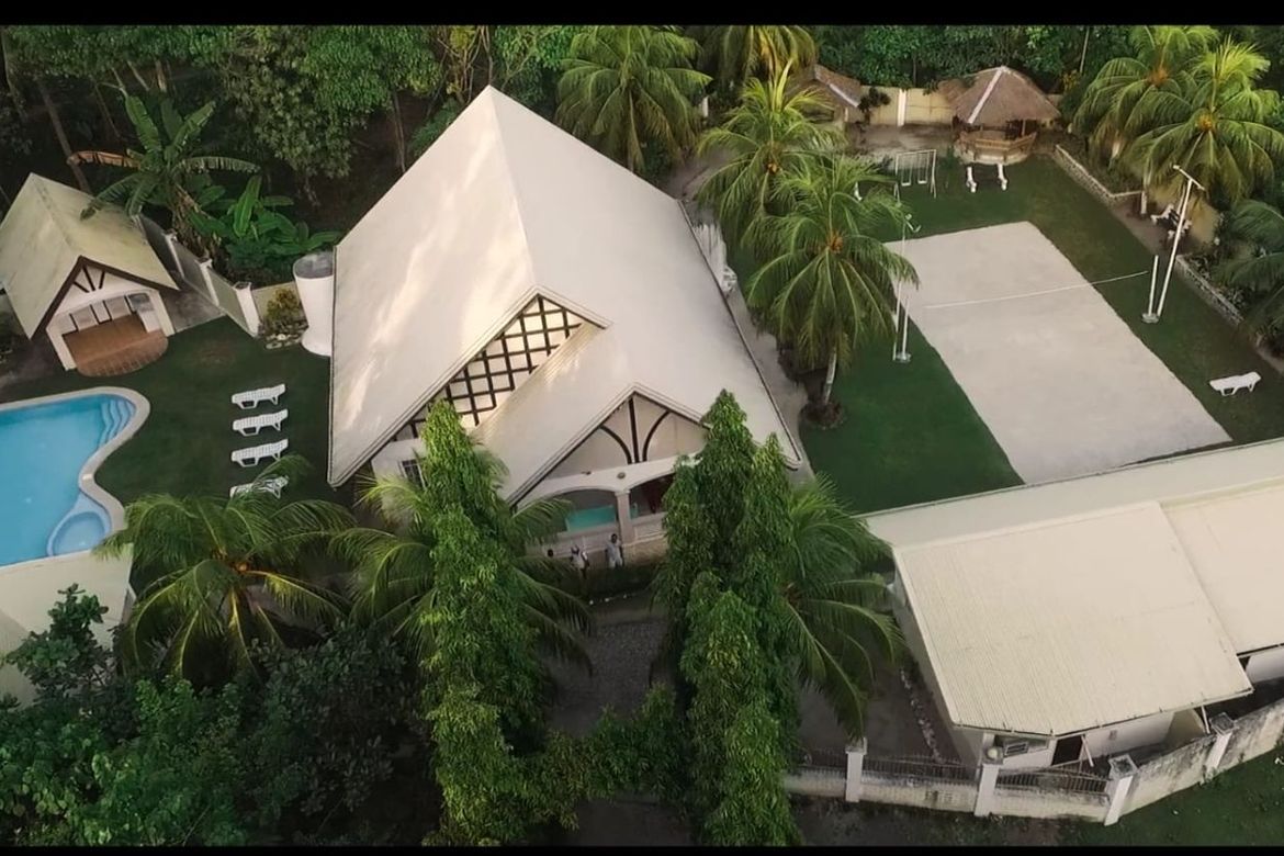 7 Bedroom Villa for Sale in Poblacion, Panglao, Bohol