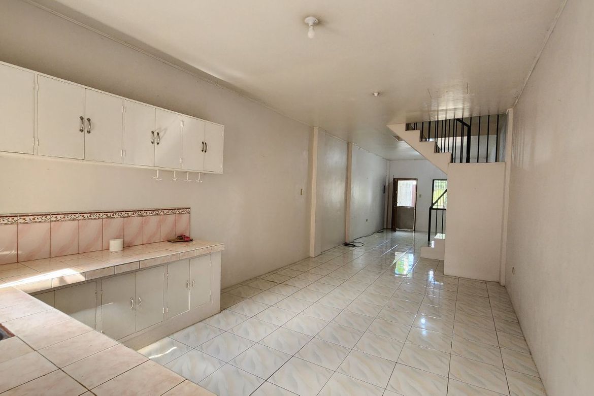 8 Bedroom Apartment for Sale in Amsic, Angeles, Pampanga – photo 4