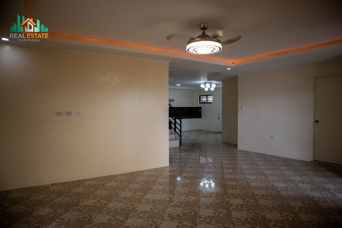 8 Bedroom Commercial for Sale in Pulung Cacutud, Angeles, Pampanga – photo 7