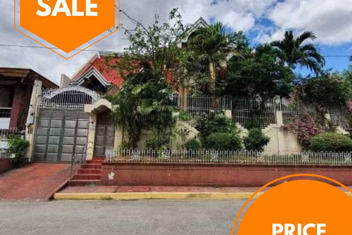 8 Bedroom House for Sale in Apolonio Samson, Quezon City, Metro Manila