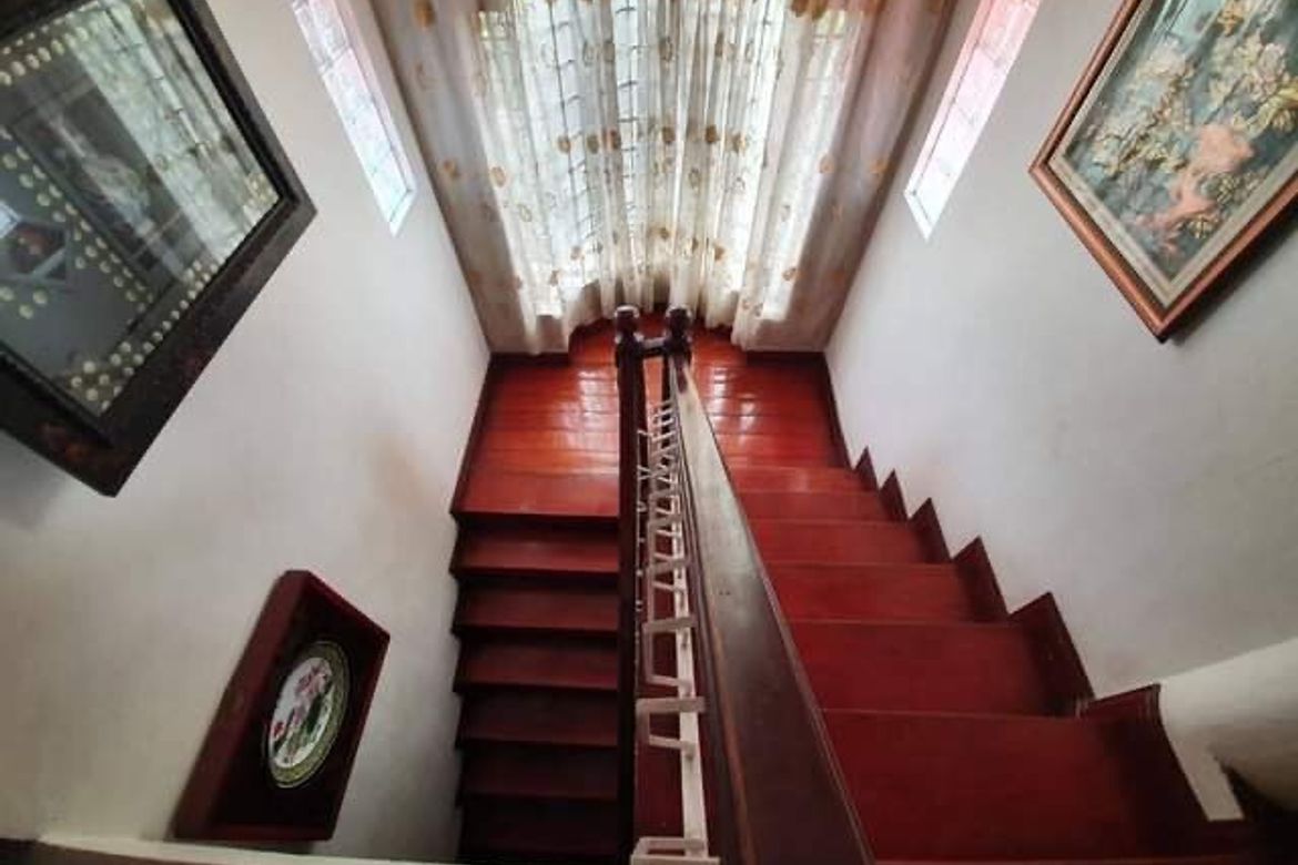 8 Bedroom House for Sale in Apolonio Samson, Quezon City, Metro Manila – photo 3