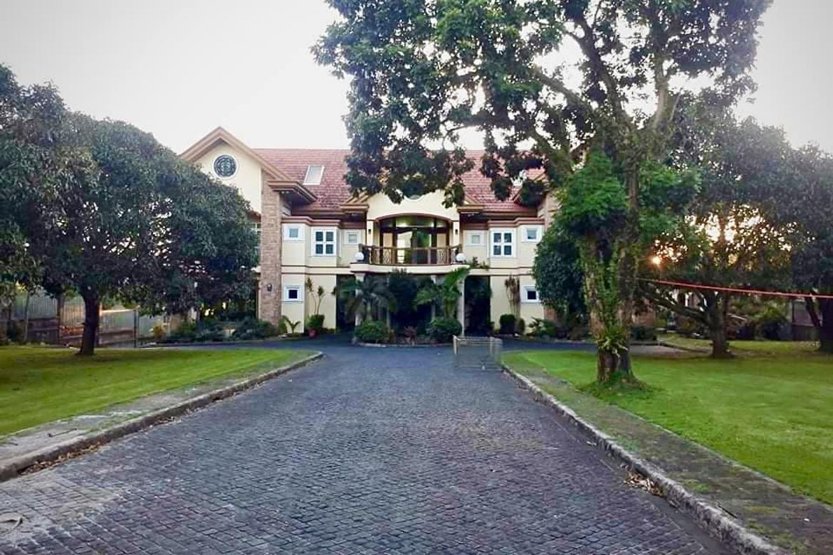 8 Bedroom House for Sale in Buck Estate, Alfonso, Cavite – photo 3