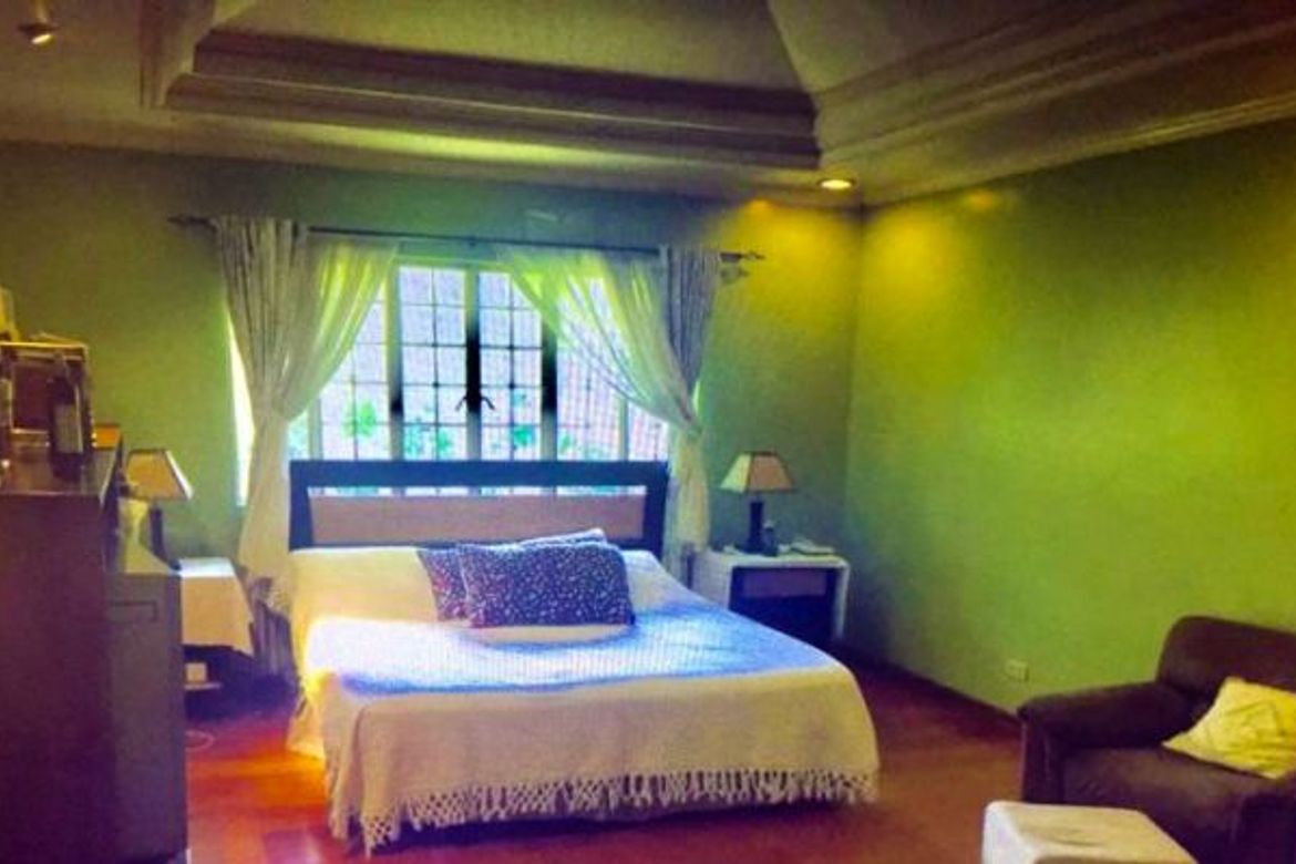 8 Bedroom House for Sale in Dasmariñas Village, Dasmariñas North, Makati, Metro Manila near MRT-3 Magallanes