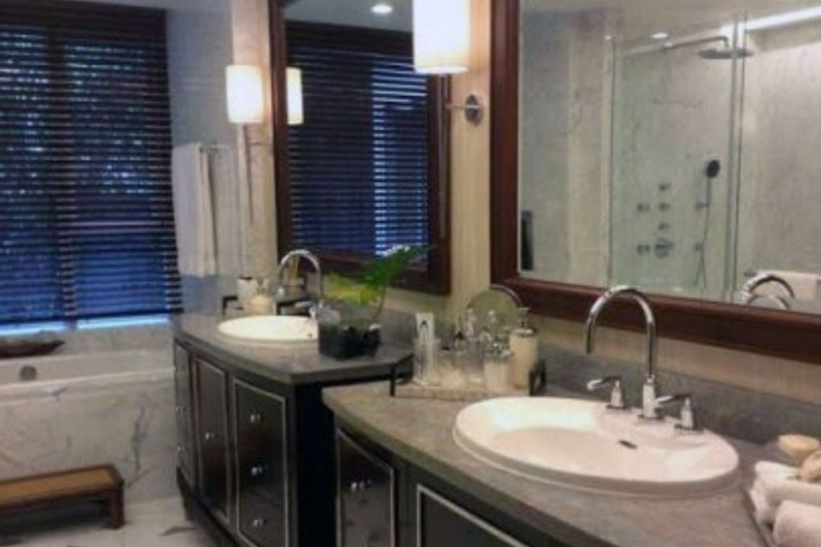 8 Bedroom House for Sale in Forbes Park North, Makati, Metro Manila near MRT-3 Buendia – photo 3