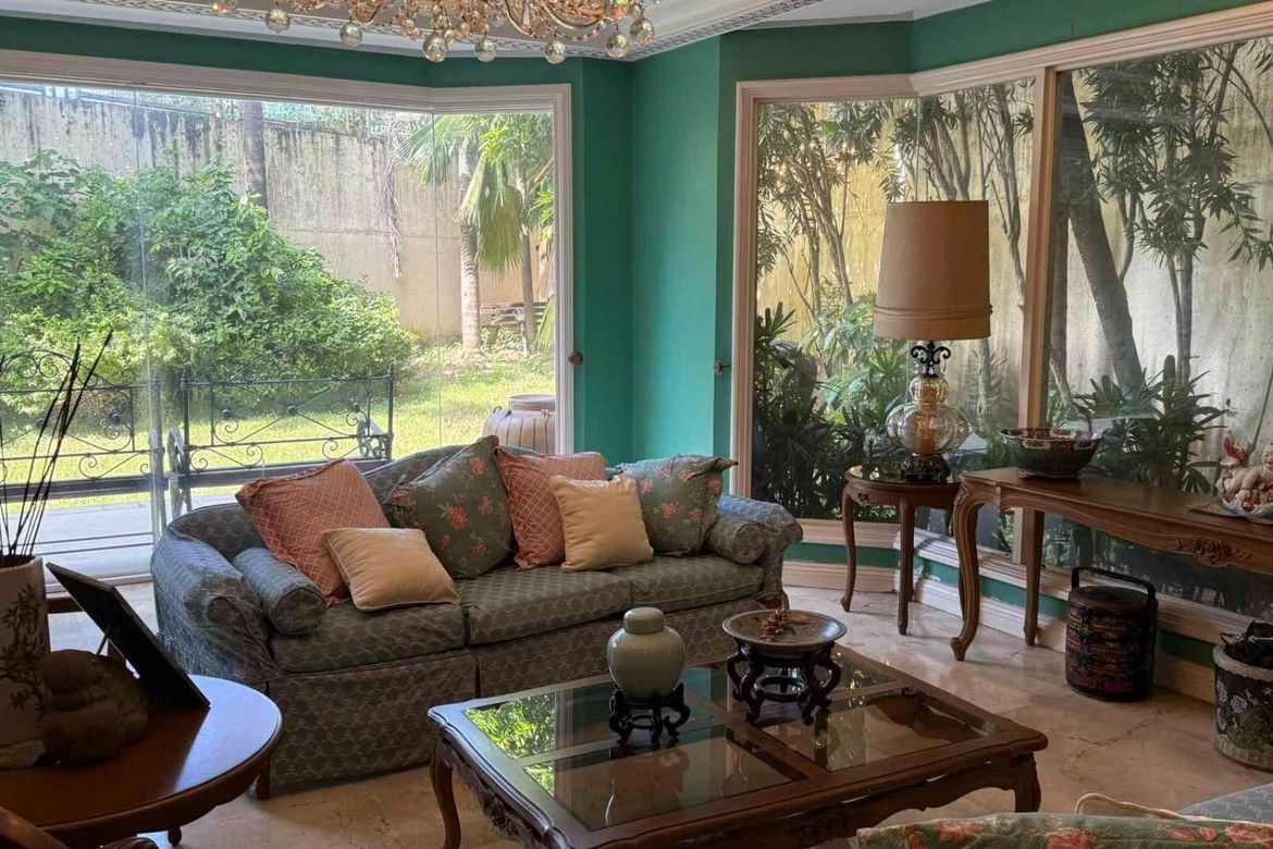 8 Bedroom House for Sale in Greenhills, San Juan, Metro Manila