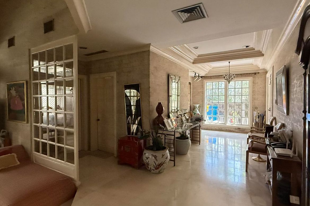 8 Bedroom House for Sale in Greenhills, San Juan, Metro Manila – photo 2