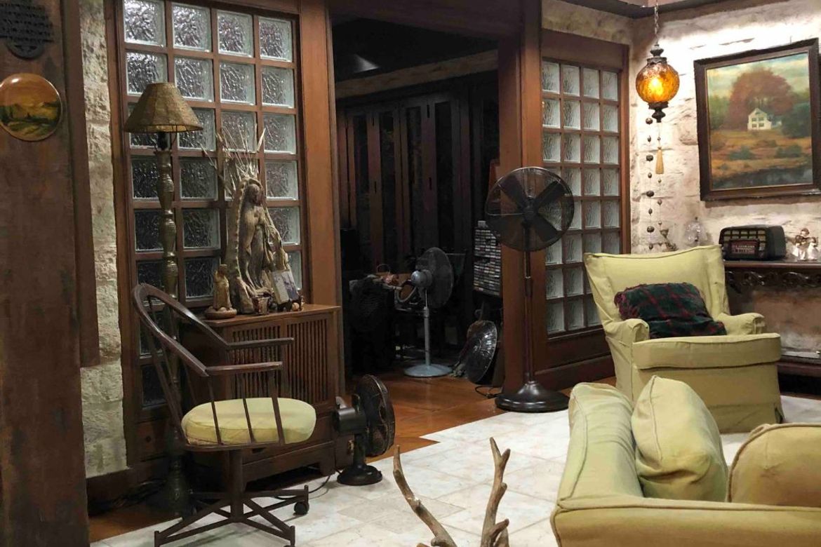 8 Bedroom House for Sale in Industrial Valley, Marikina, Metro Manila near LRT-2 Santolan