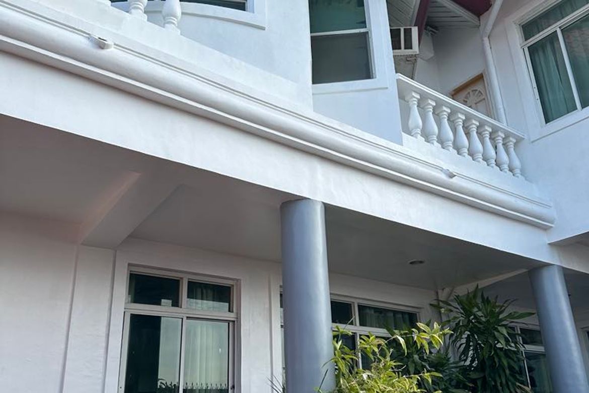 8 Bedroom House for Sale in Maghaway, Talisay, Cebu