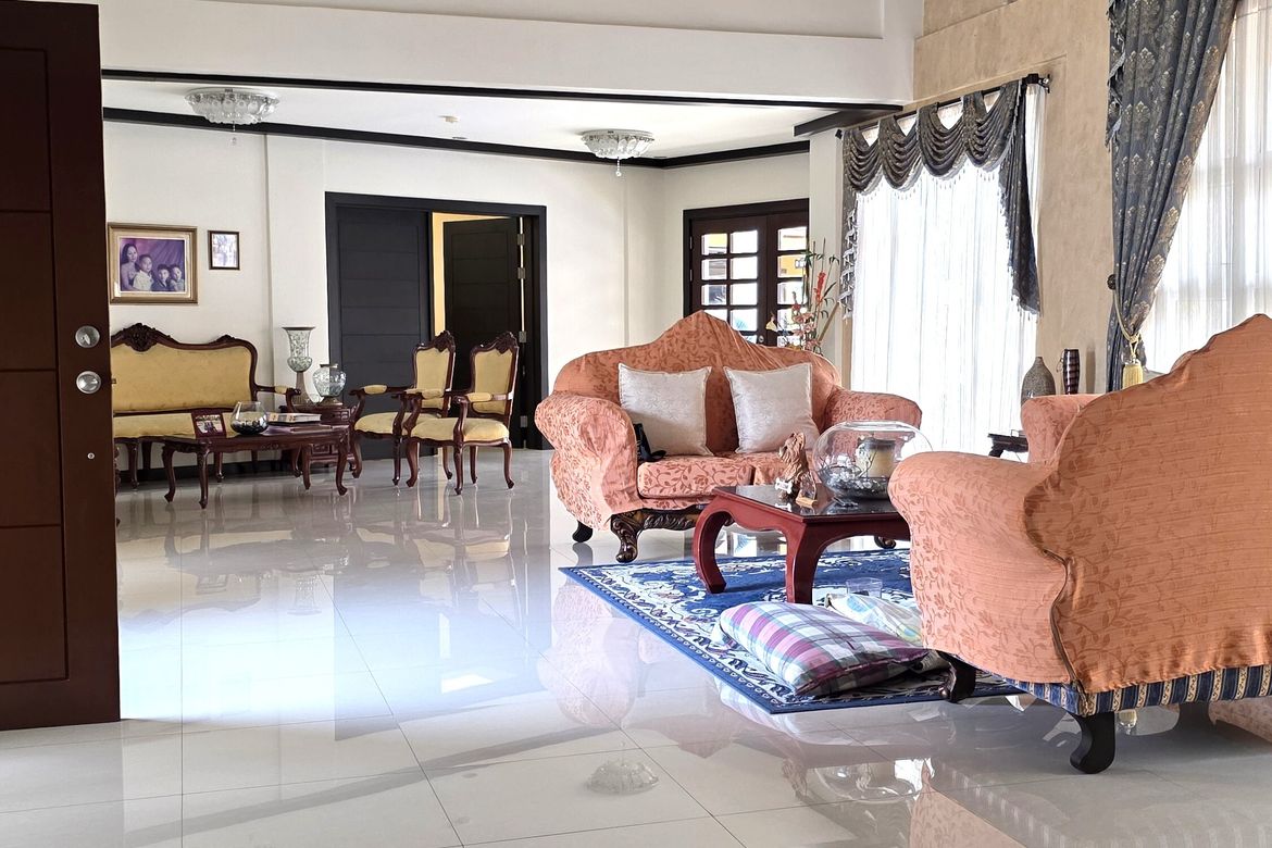 8 Bedroom House for Sale in Malabanias, Angeles, Pampanga – photo 5