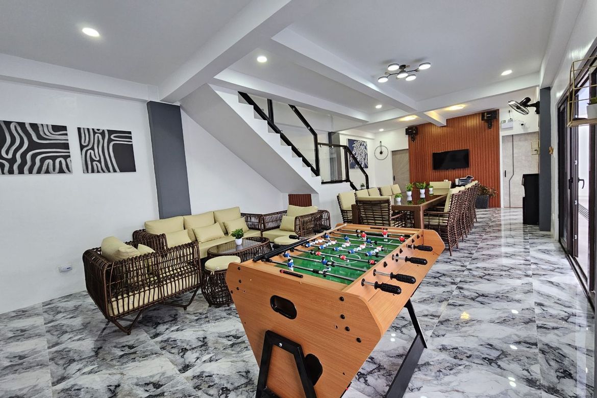 8 Bedroom House for Sale in Pansol, Calamba, Laguna – photo 3
