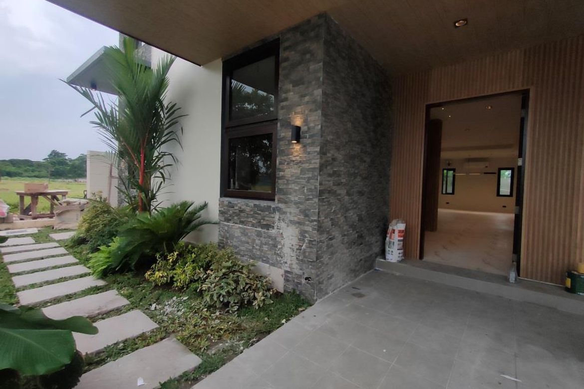 8 Bedroom House for Sale in Pilar, Las Piñas, Metro Manila – photo 5