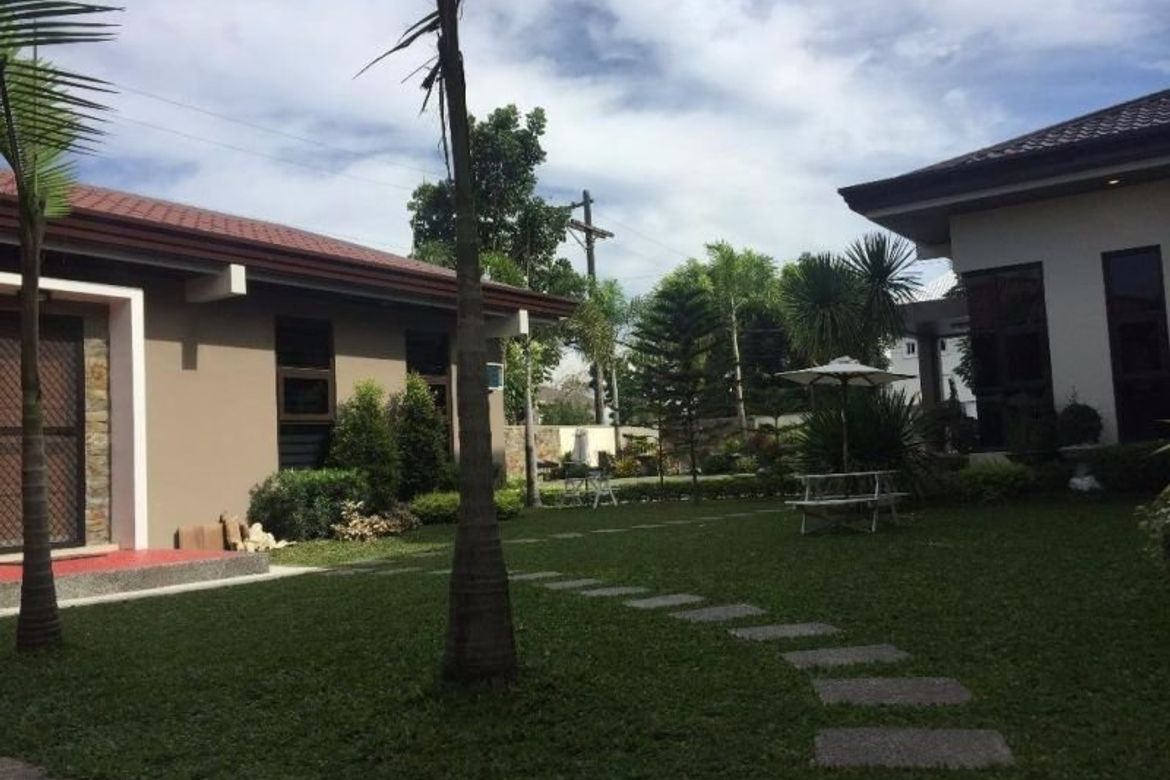8 Bedroom House for Sale in San Francisco, Mabalacat, Pampanga