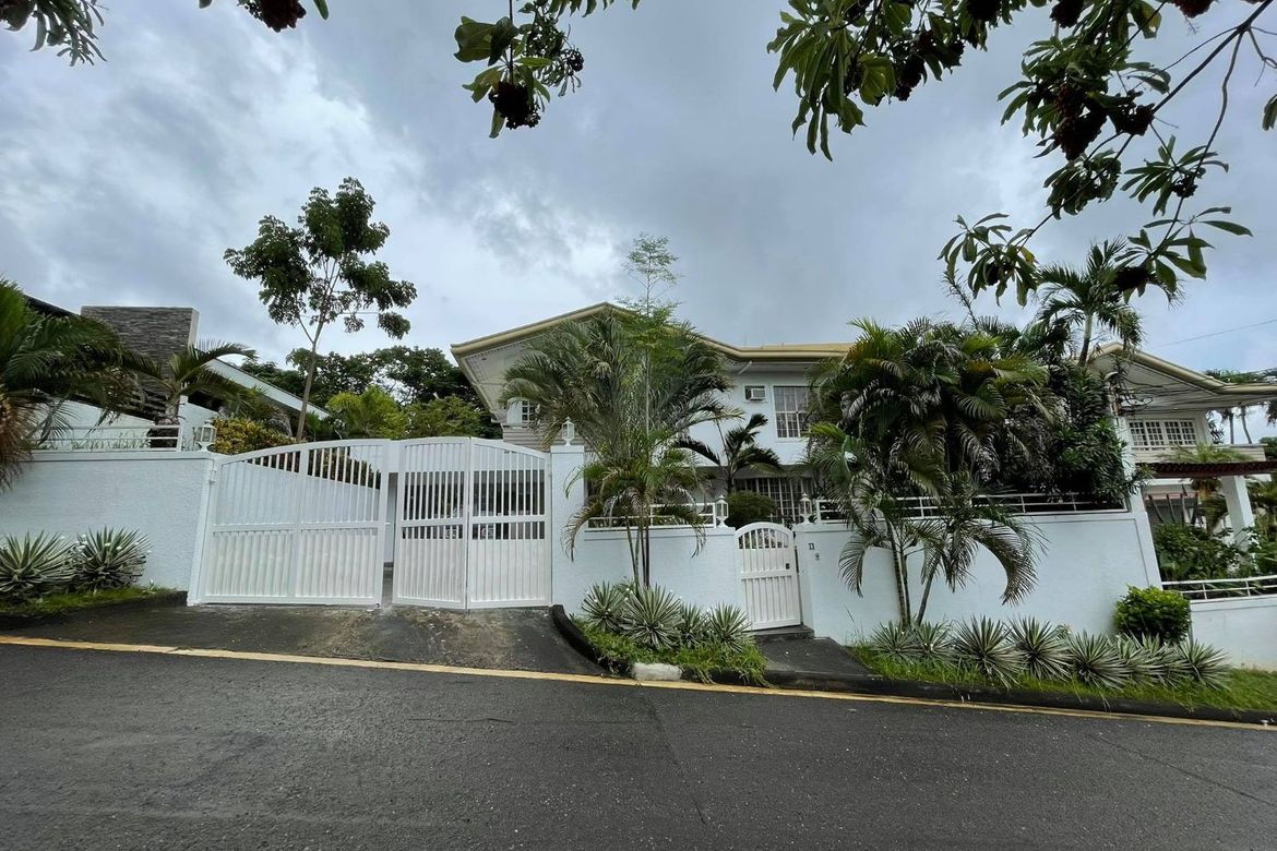8 Bedroom House for Sale in Talamban, Cebu City, Cebu