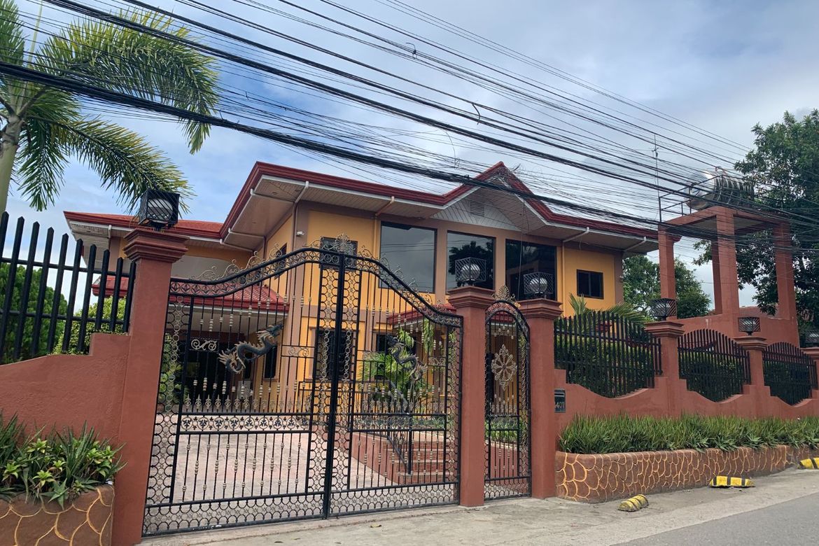 8 Bedroom House for Sale in Tunghaan, Minglanilla, Cebu – photo 2