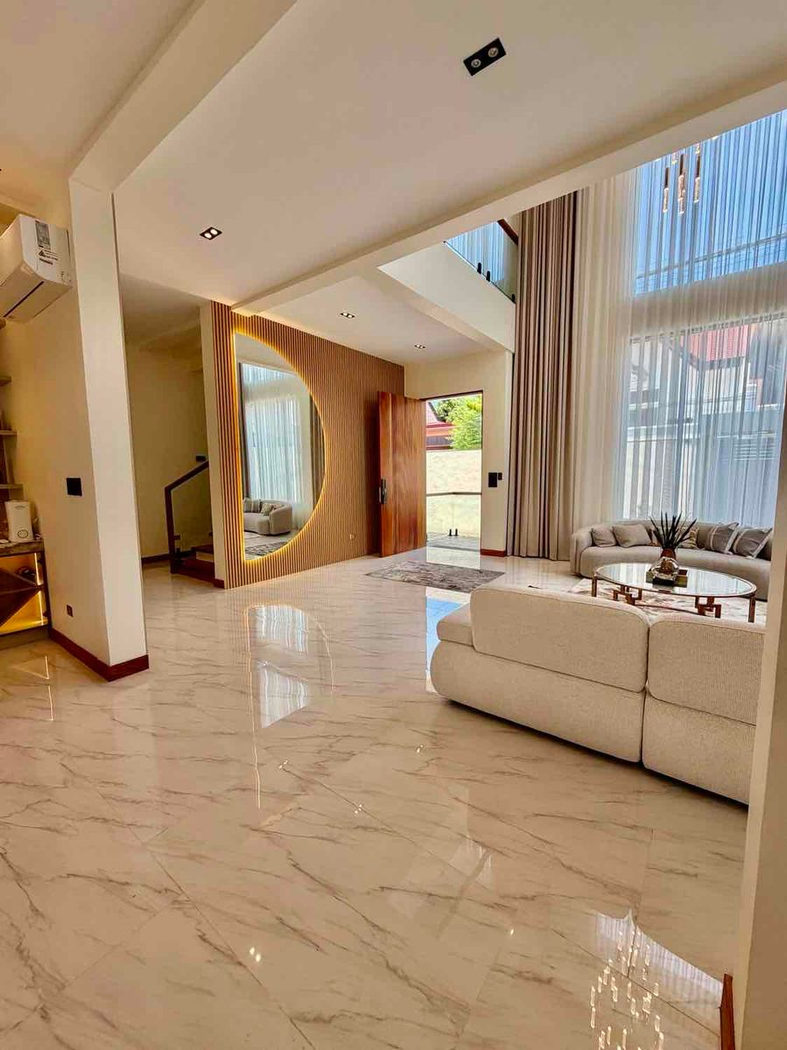 8-Bedroom Luxury Corner House with Pool for Sale in Greenwoods Executive Village, Pasig–Cainta – photo 14
