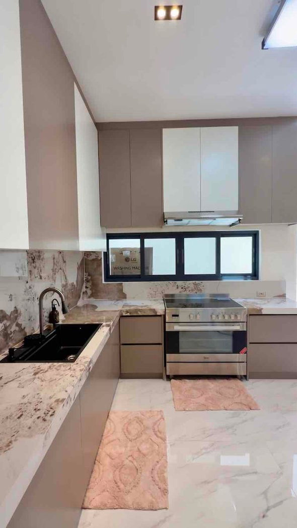 8-Bedroom Luxury Corner House with Pool for Sale in Greenwoods Executive Village, Pasig–Cainta – photo 32