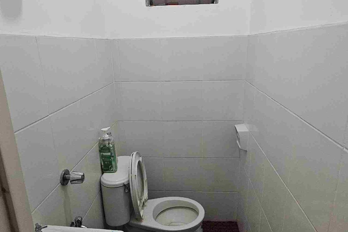 8 Bedroom Shophouse for Sale in Guadalupe Nuevo, Makati, Metro Manila near MRT-3 Guadalupe – photo 5