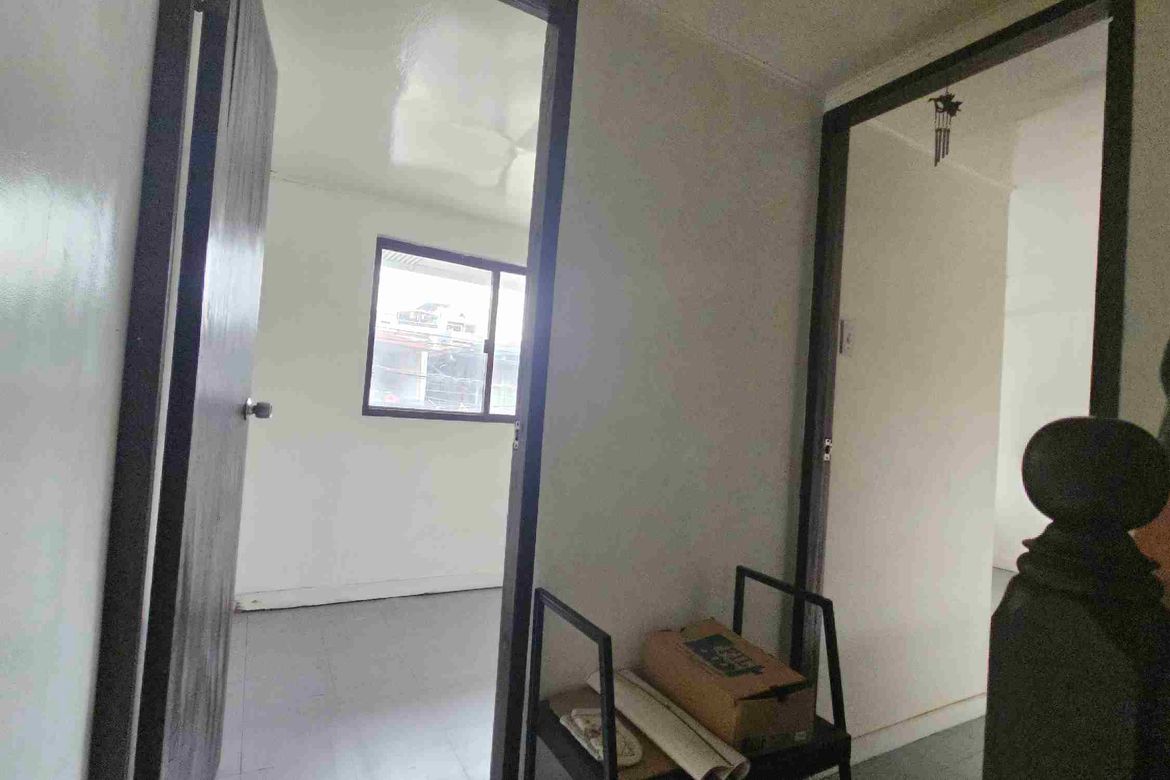 8 Bedroom Shophouse for Sale in Guadalupe Nuevo, Makati, Metro Manila near MRT-3 Guadalupe – photo 8