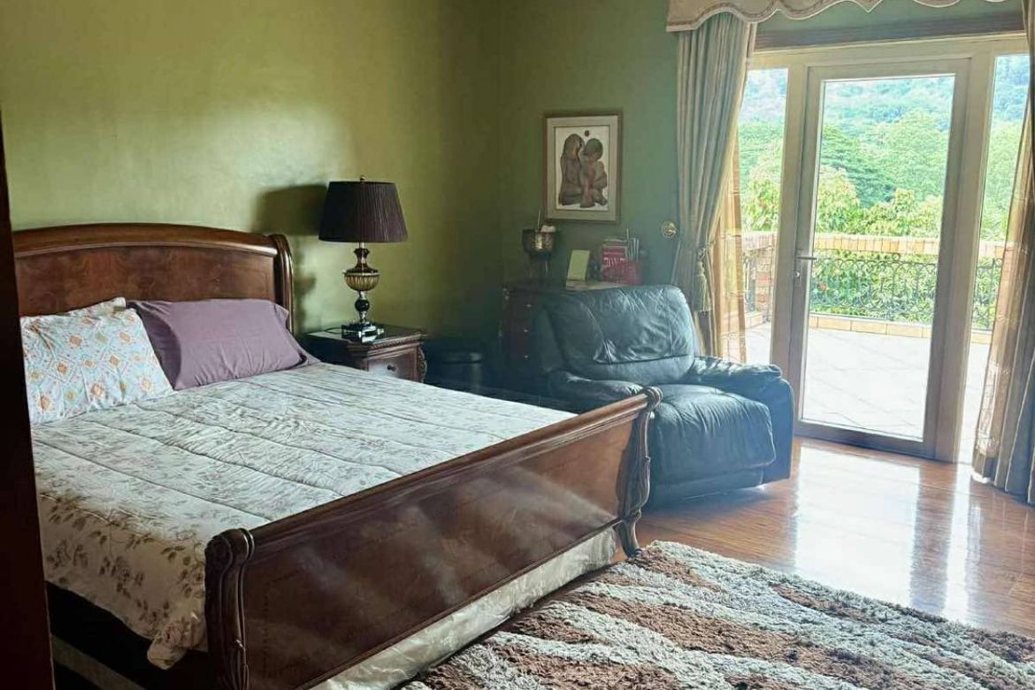 8 Bedroom Townhouse for Sale in Muntingdilaw, Antipolo, Rizal – photo 8