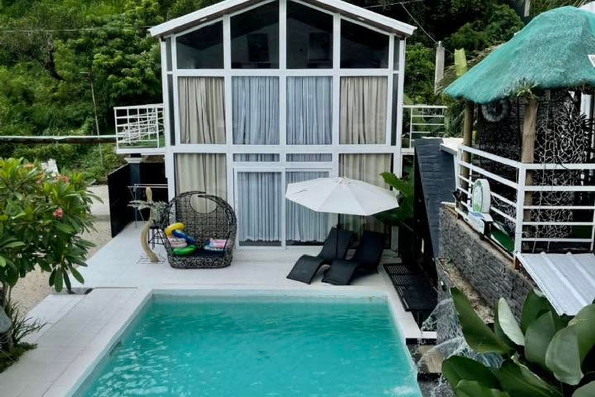 8 Bedroom Villa for Sale in Neogan, Tagaytay, Cavite