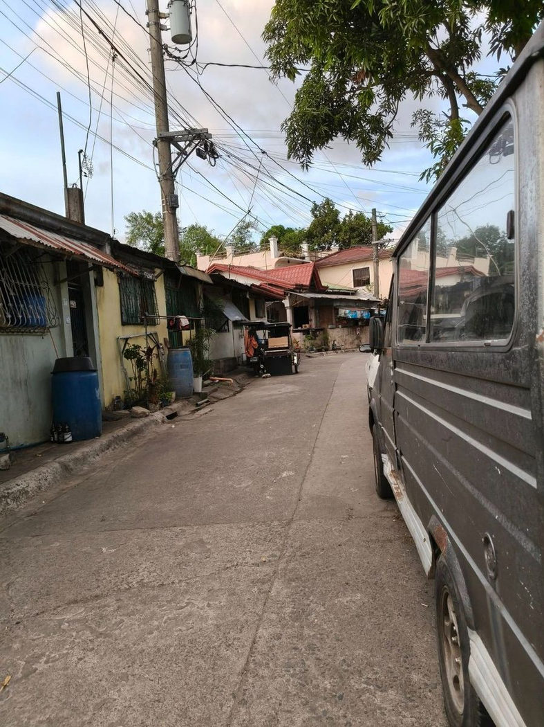 82 SQM Commercial-Residential House and Lot with 3 Doors for Sale in Carissa 1, Teresa, Rizal – photo 7
