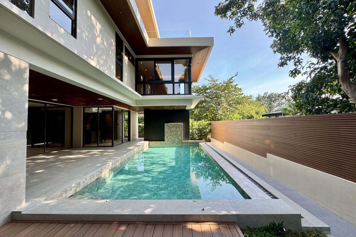 9 Bedroom House for Sale in Ayala Alabang Village, New Alabang Village, Muntinlupa, Metro Manila – photo 3
