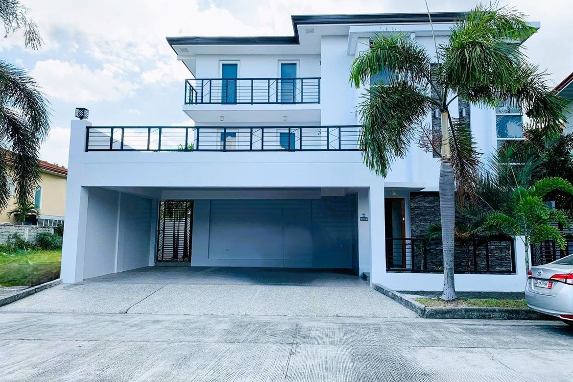 9 Bedroom House for Sale in Balibago, Angeles, Pampanga