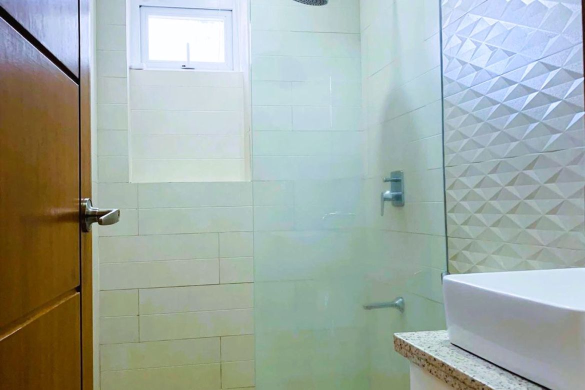 9 Bedroom House for Sale in Balibago, Angeles, Pampanga – photo 2
