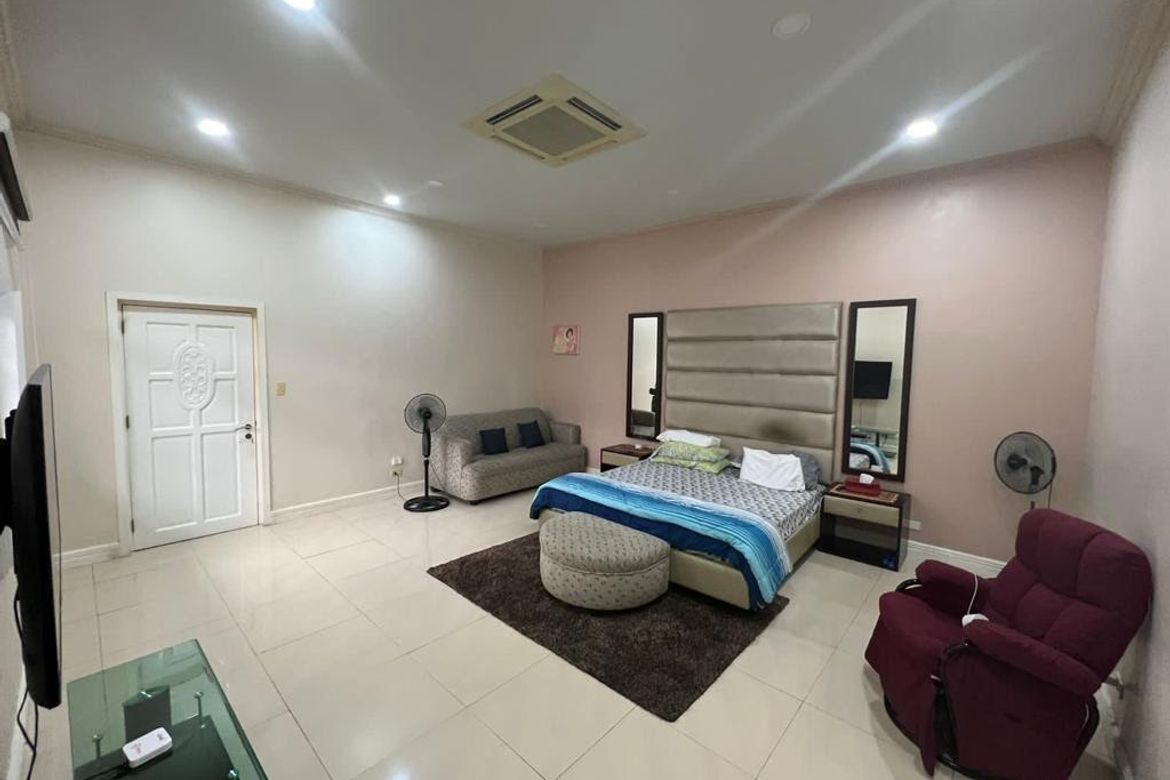 9 Bedroom House for Sale in Barangay 201, Pasay, Metro Manila – photo 3