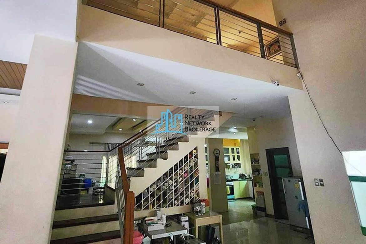 9 Bedroom House for Sale in Guadalupe, Cebu City, Cebu