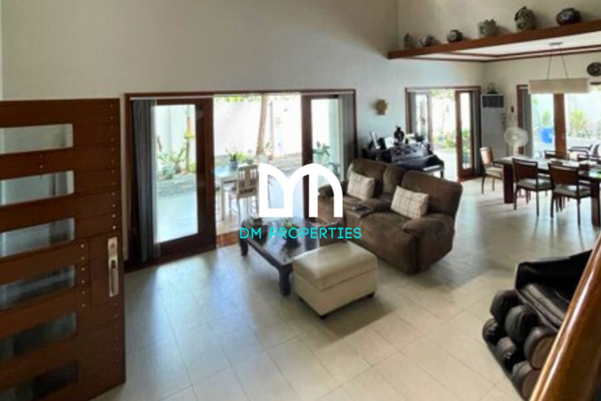 9 Bedroom House for Sale in Malanday, Marikina, Metro Manila