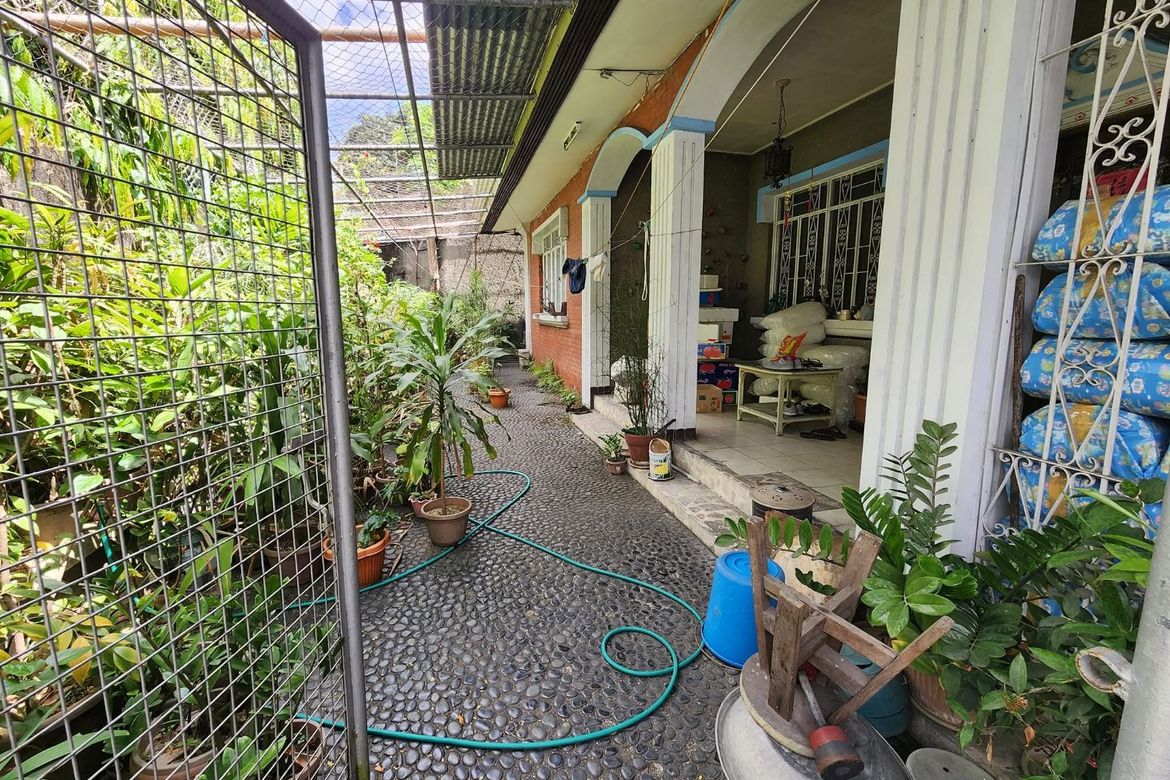 9 Bedroom House for Sale in Mariana, Quezon City, Metro Manila near LRT-2 Gilmore – photo 3