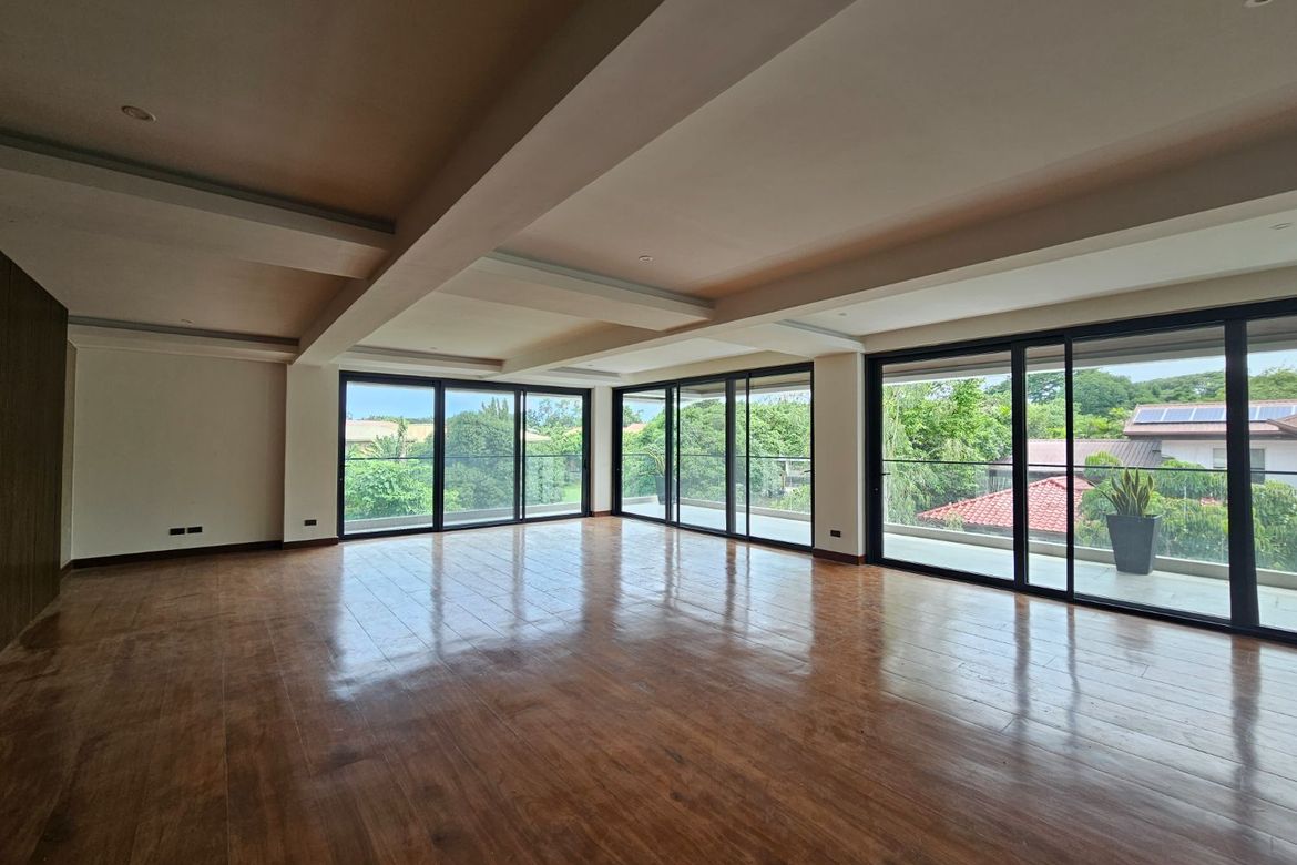 9 Bedroom House for Sale in New Alabang Village, Muntinlupa, Metro Manila – photo 7