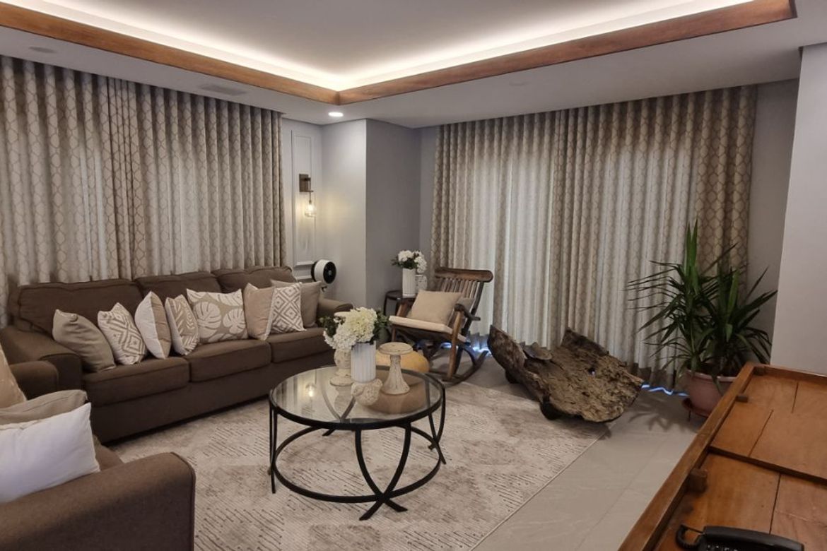 9 Bedroom House for Sale in Pansol, Quezon City, Metro Manila – photo 4