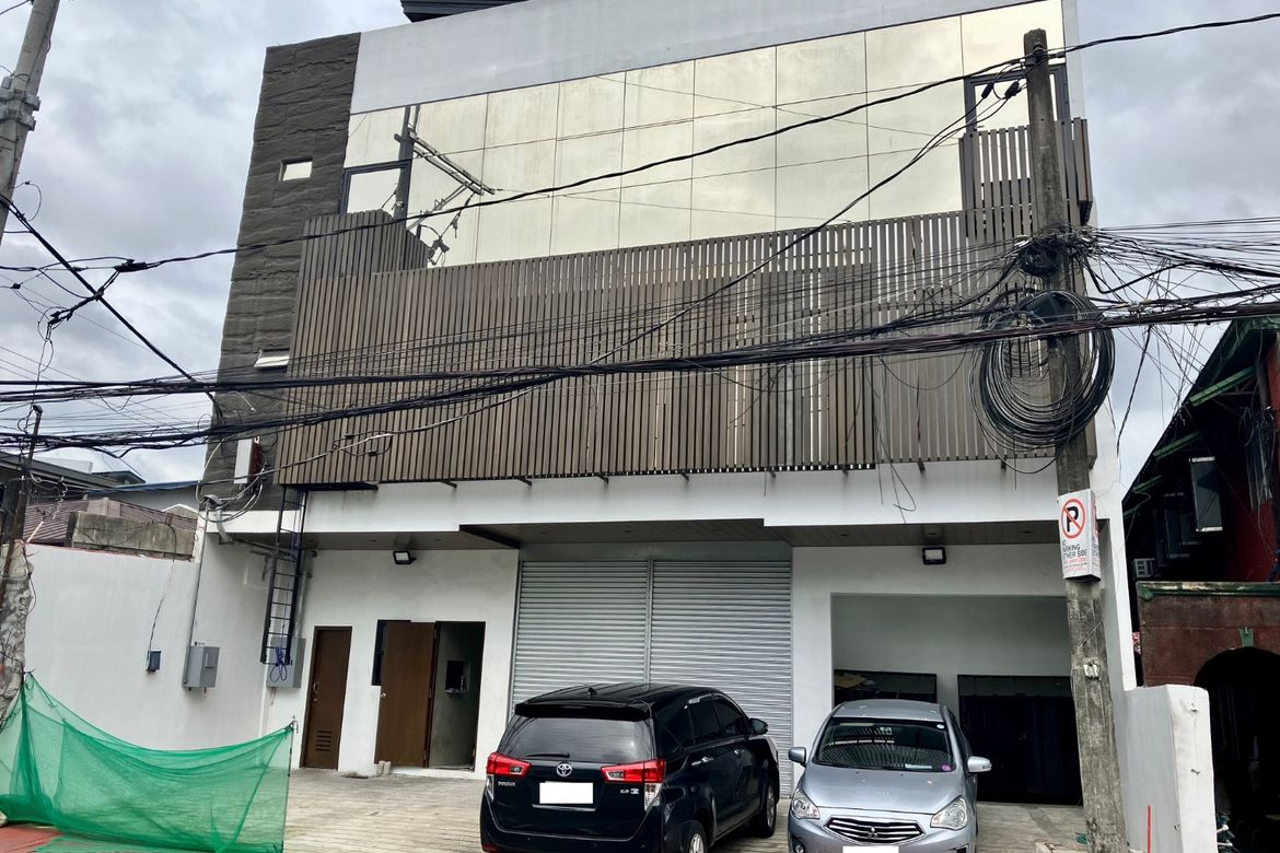 9 Bedroom Shophouse for Sale in Santo Niño, Marikina, Metro Manila