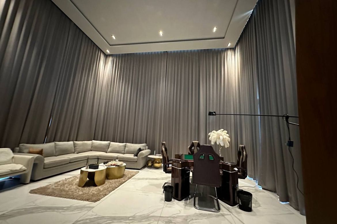 9 Bedroom Villa for Sale in New Alabang Village, Muntinlupa, Metro Manila – photo 2
