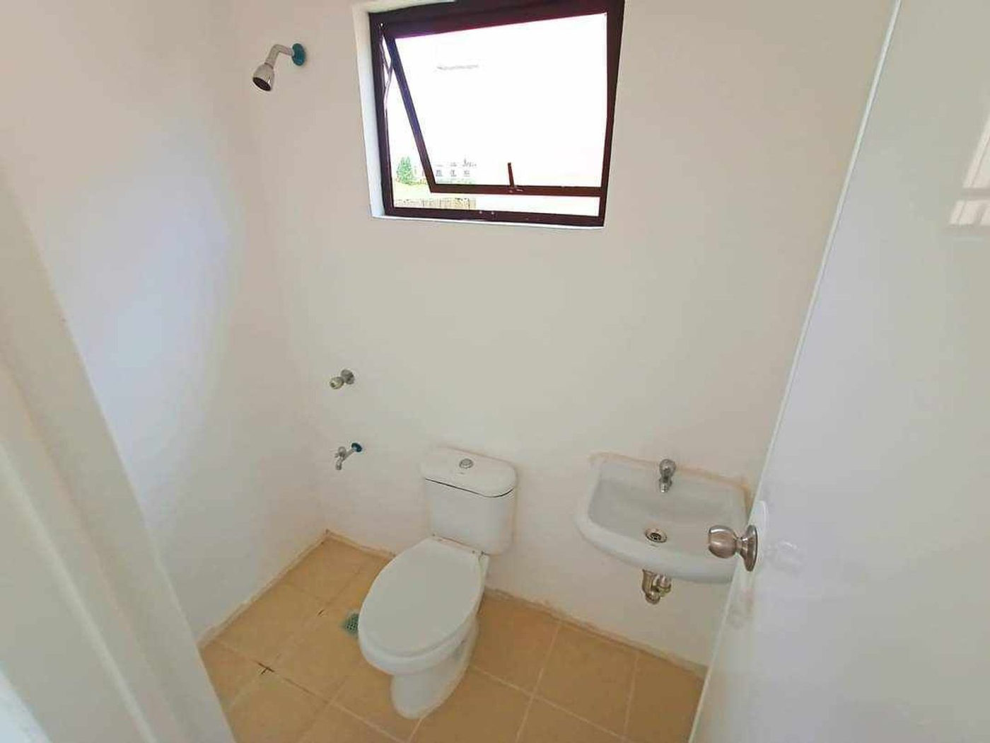 Alecza Single-Firewall Bungalow for Sale in Baras, Rizal – photo 6