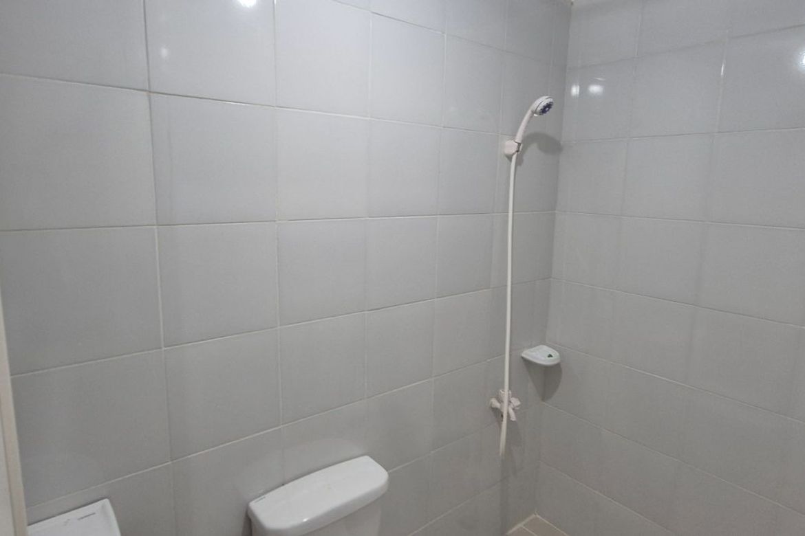 Apartment for Rent in Poblacion, Makati, Metro Manila photo 6