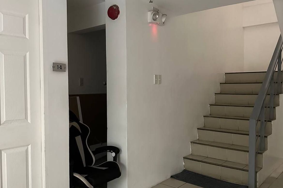 Apartment for Sale in Industrial Valley, Marikina, Metro Manila near LRT-2 Katipunan – photo 2