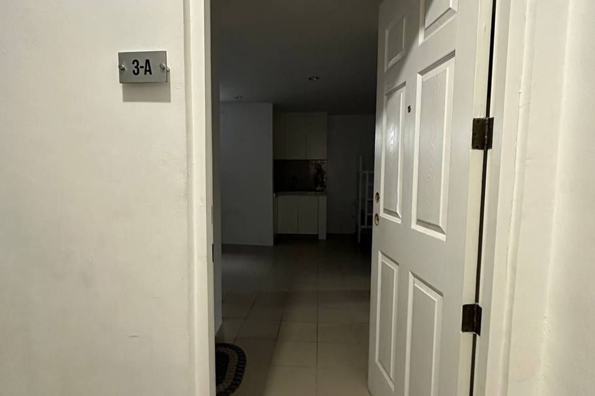 Apartment for Sale in Industrial Valley, Marikina, Metro Manila near LRT-2 Katipunan – photo 5