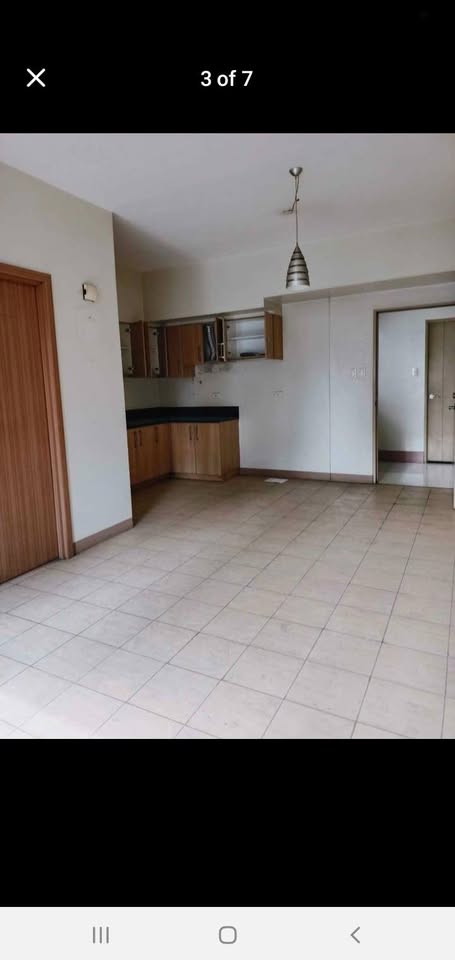Bank-Foreclosed 1-Bedroom Condo for Sale at One Pacific Place, Makati – photo 3