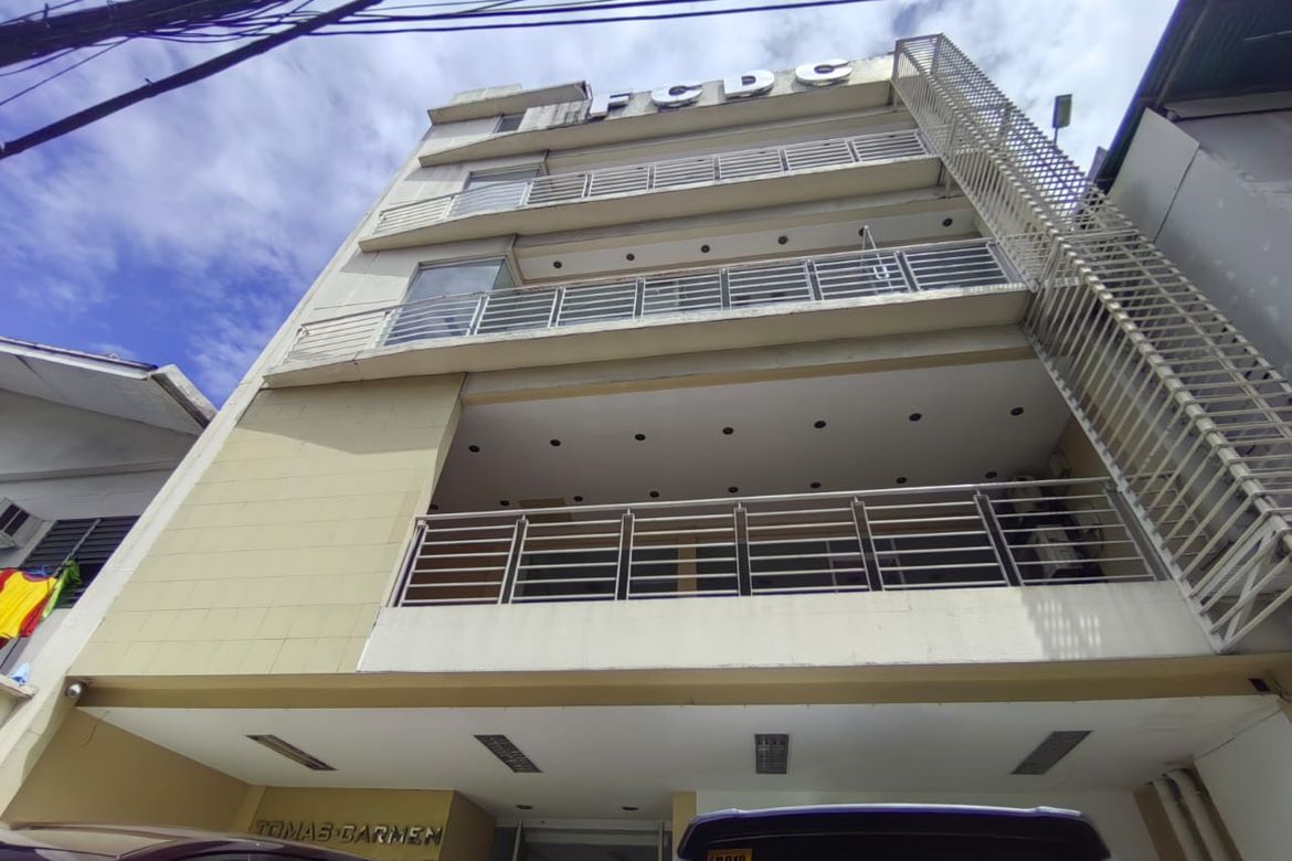 Commercial for Rent in Bangkal, Makati, Metro Manila near MRT-3 Magallanes