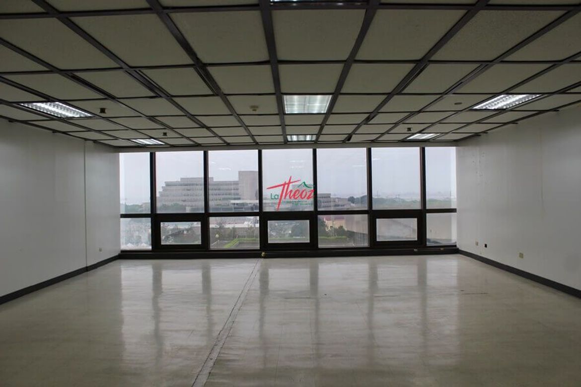 Commercial for Rent in Barangay 97, Pasay, Metro Manila near MRT-3 Taft Avenue photo 3