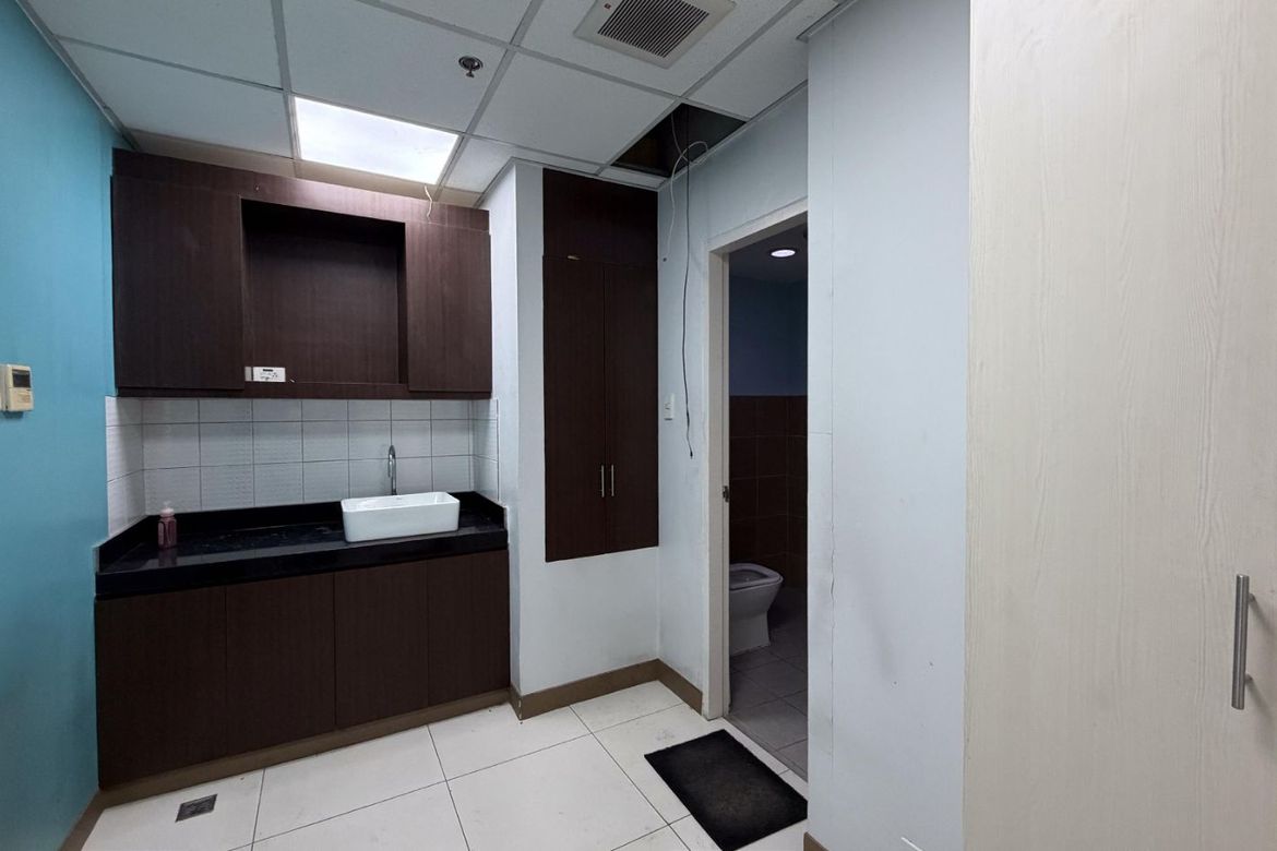 Commercial for Rent in BGC, Taguig, Metro Manila photo 5