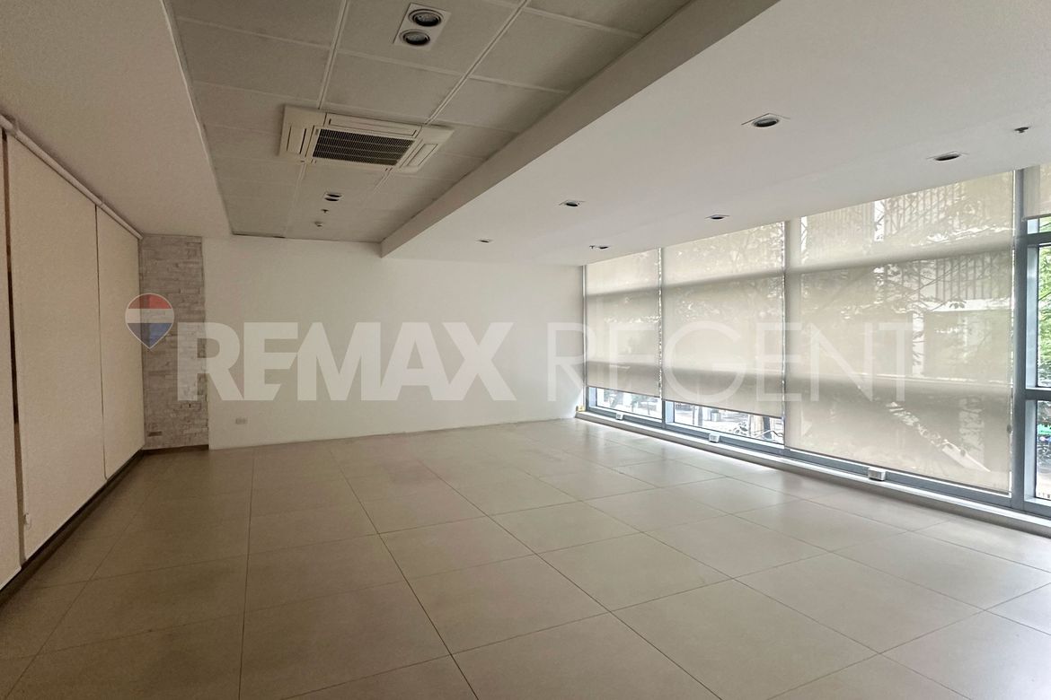 Commercial for Rent in BGC, Taguig, Metro Manila photo 2